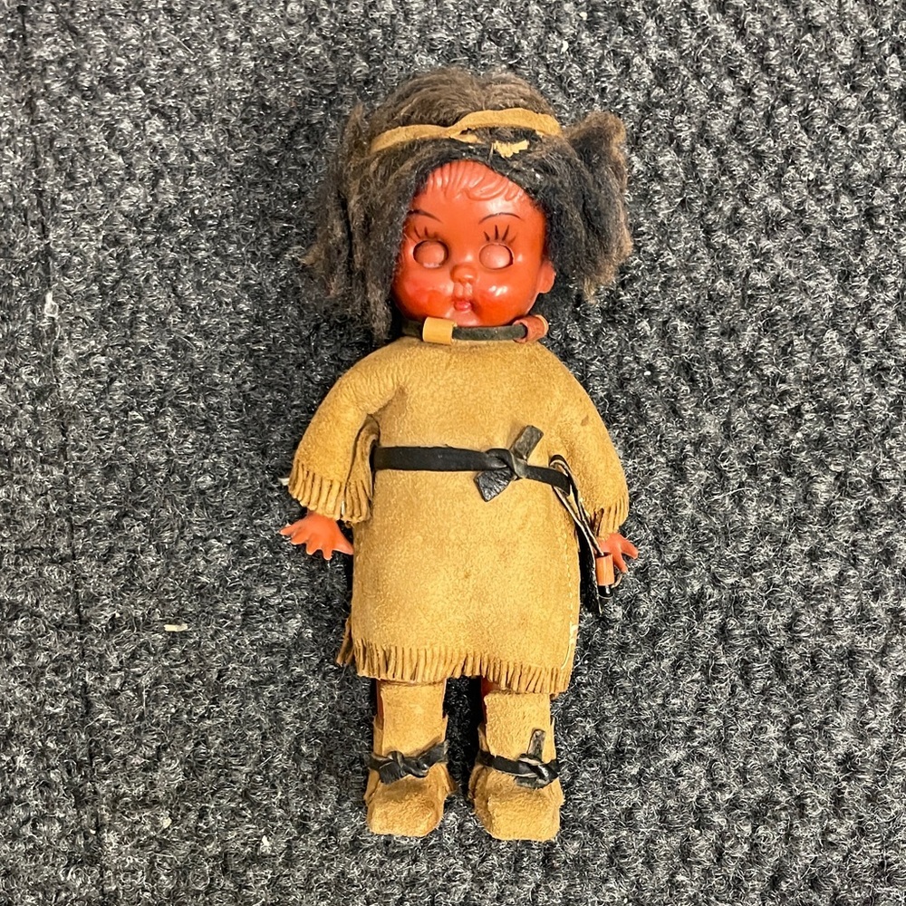 Vintage plastic Sleepy Eyes Native American Indian girl doll 60s retro old